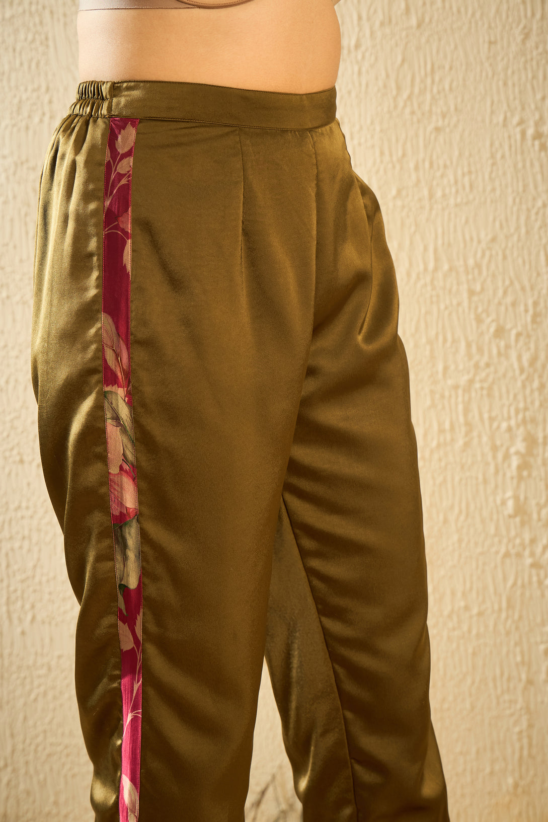 Elegant Kurta Set with Patchwork Detail