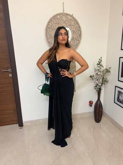 Modern Elegance in a Drape Saree