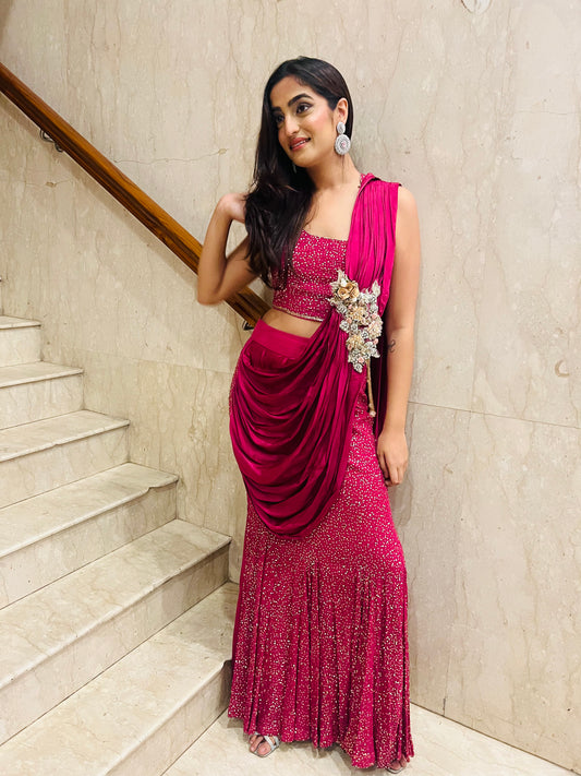 Effortless Glamour with Nazaqatt's Designer Drape Saree