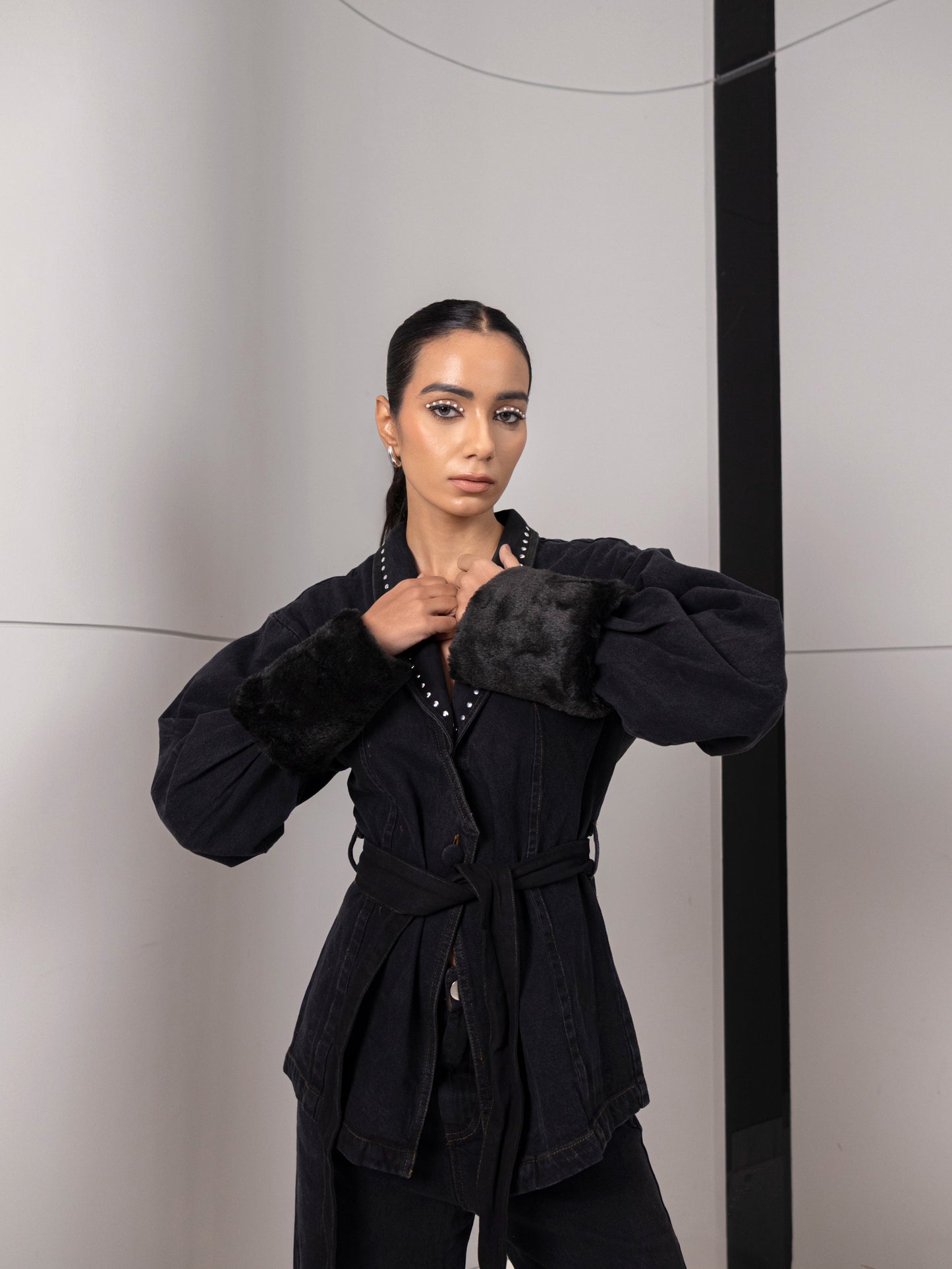 Midnight Edge Fur-Detail Denim Set