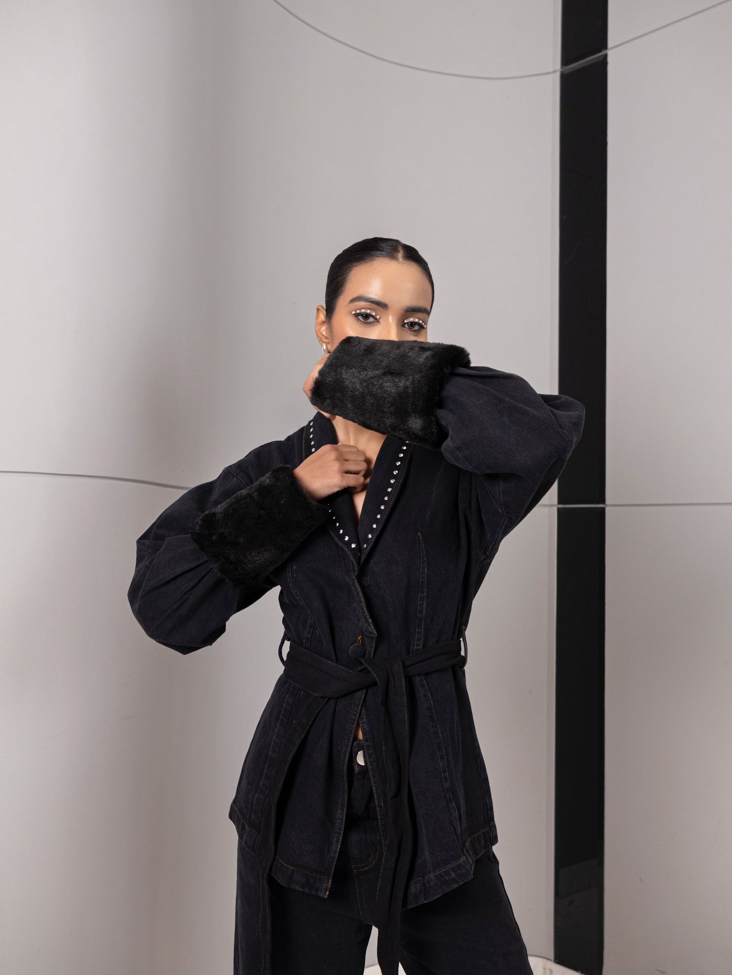 Midnight Edge Fur-Detail Denim Set