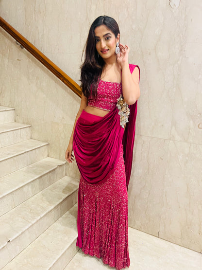 Effortless Glamour with Nazaqatt's Designer Drape Saree